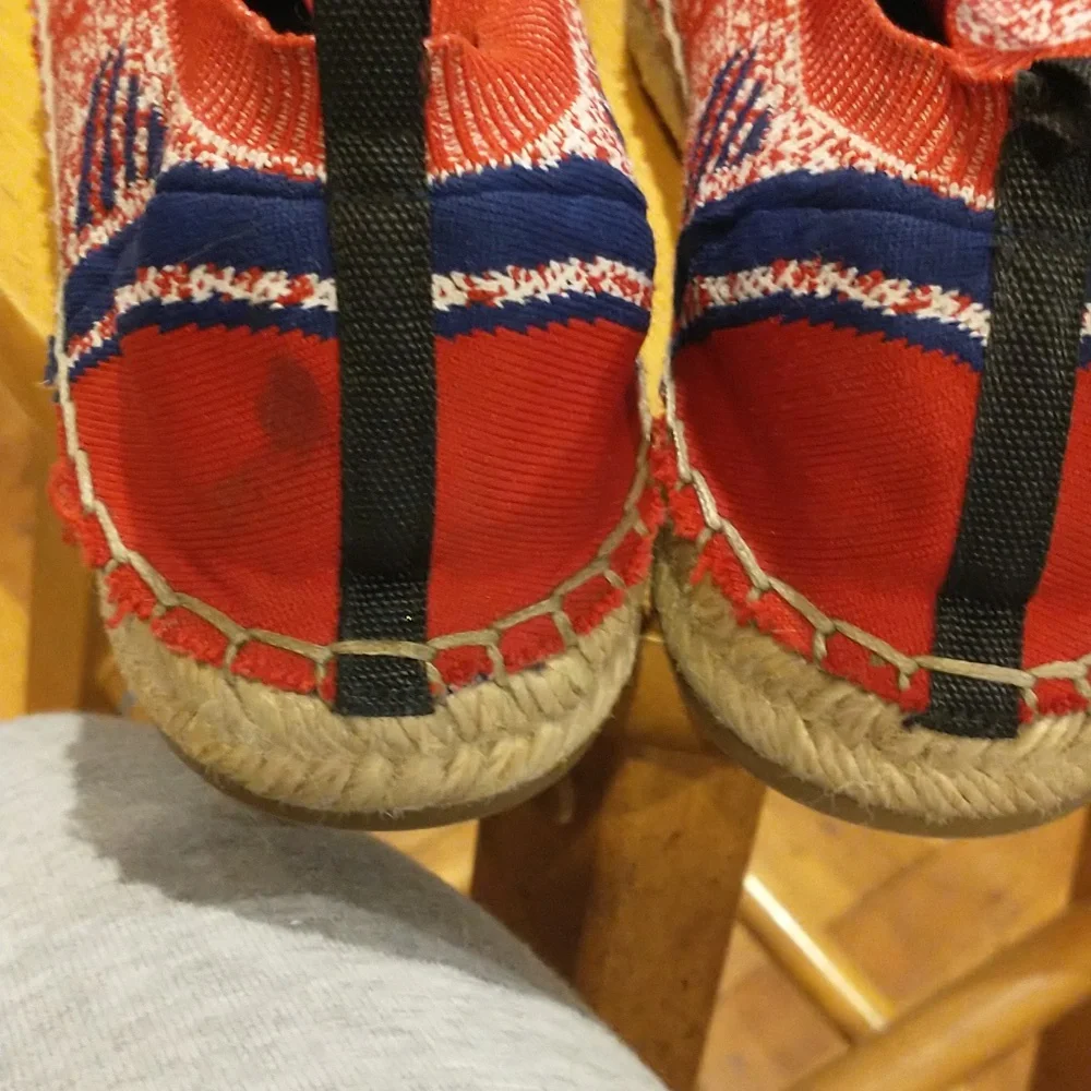 PRADA - Picture 9 of 9